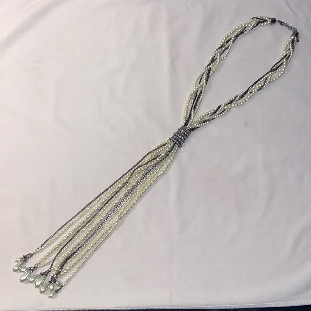 Statement pearl lariat necklace!